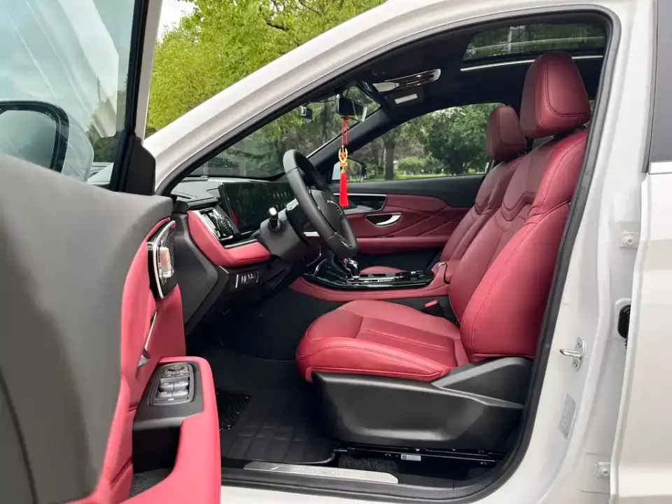 Jetour X70 Plus