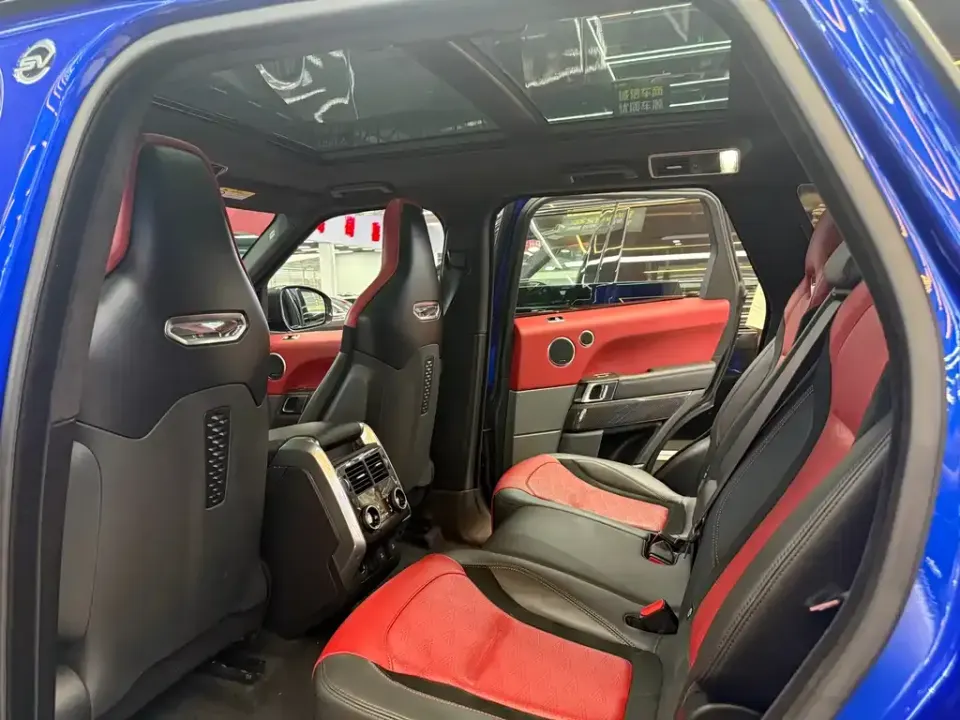 Land Rover Sport