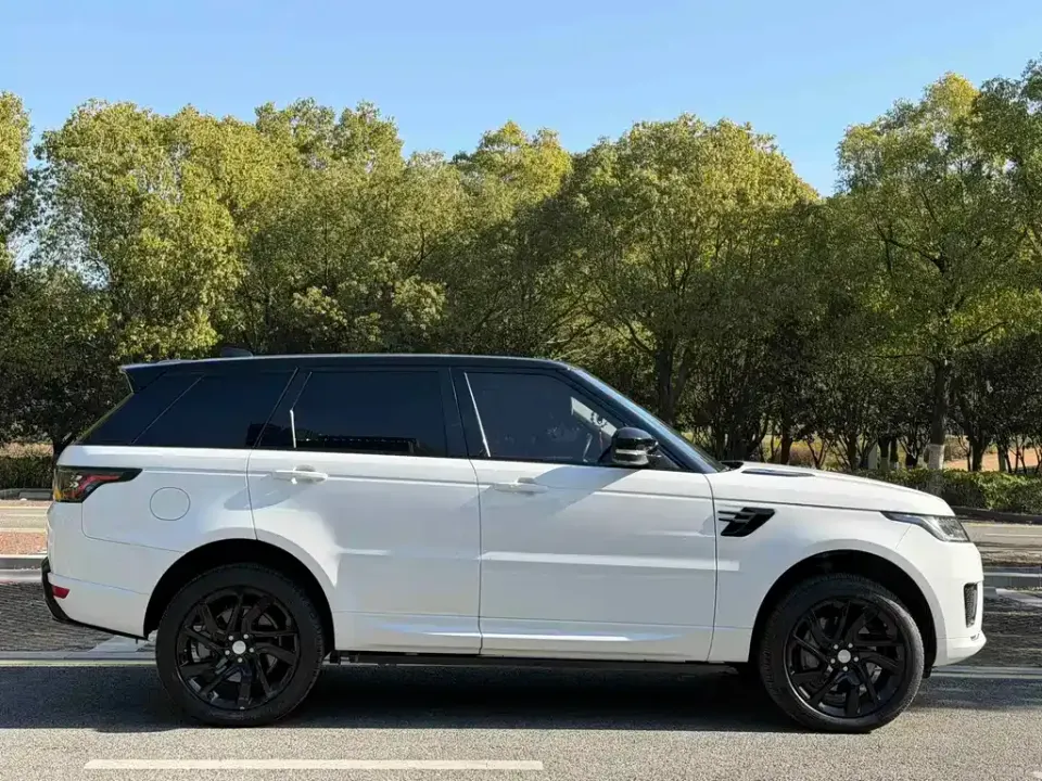 Land Rover Sport