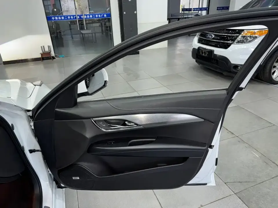 Cadillac ATS-L