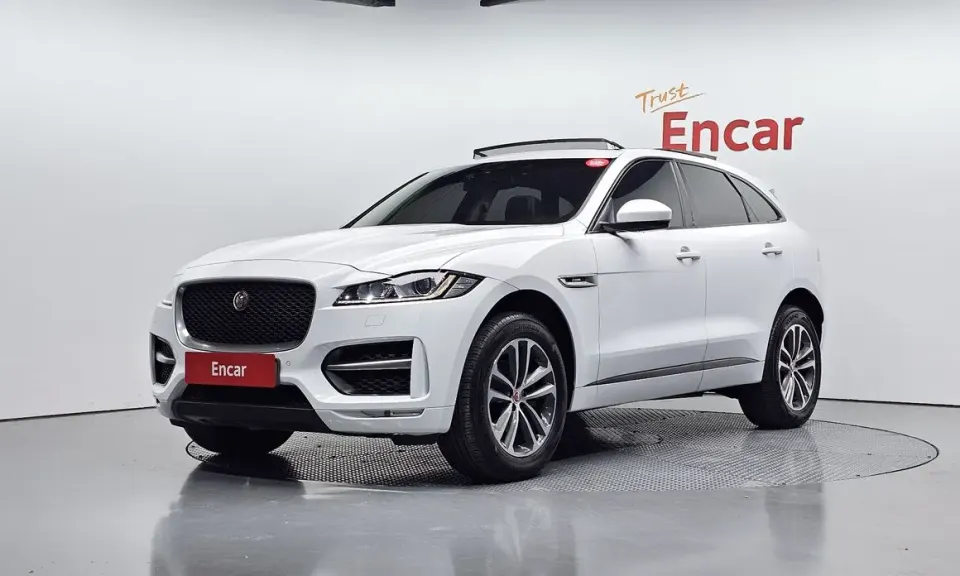 Jaguar F-Pace