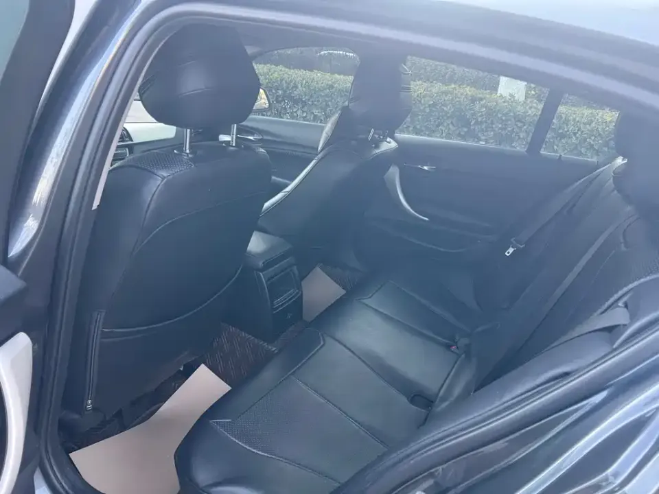 BMW 1 Series (Import)