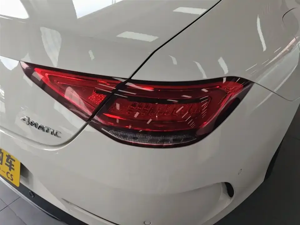 Mercedes-Benz CLS