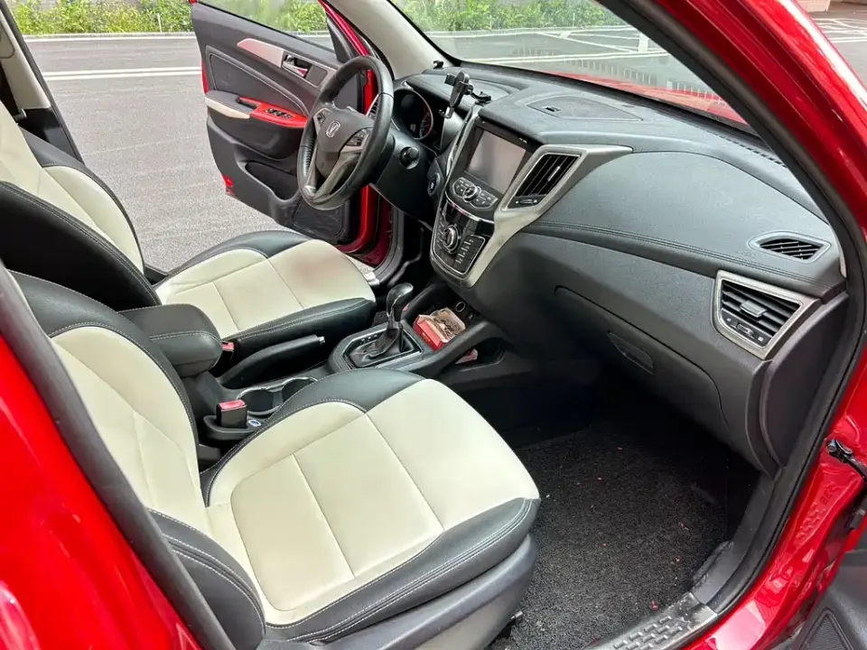 Changan CS35