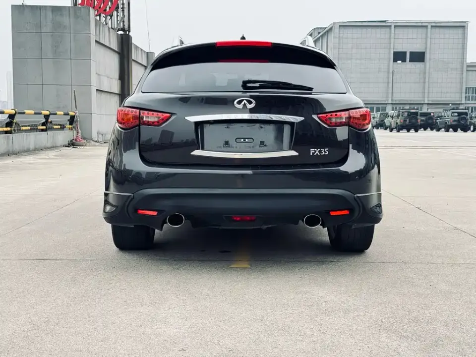 Infiniti FX