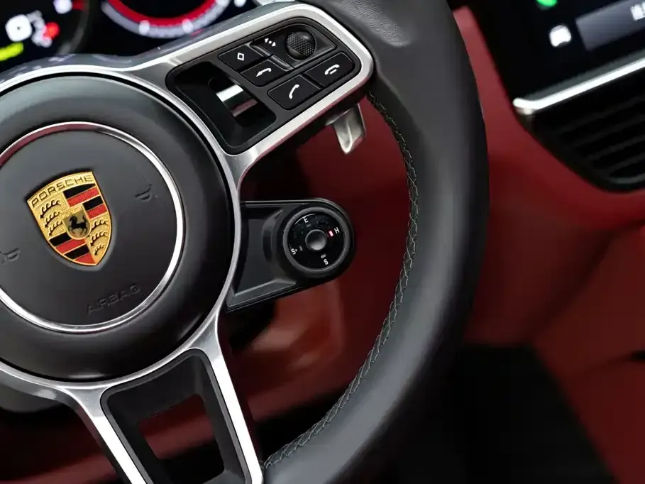 Porsche Cayenne Hybrid