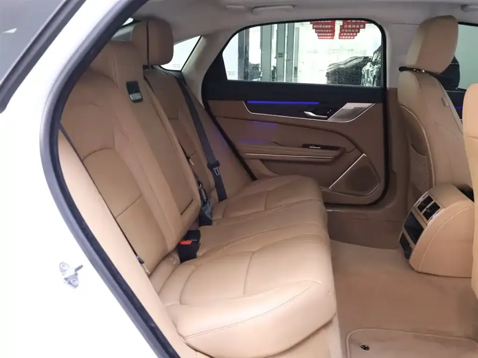 Jaguar XFL