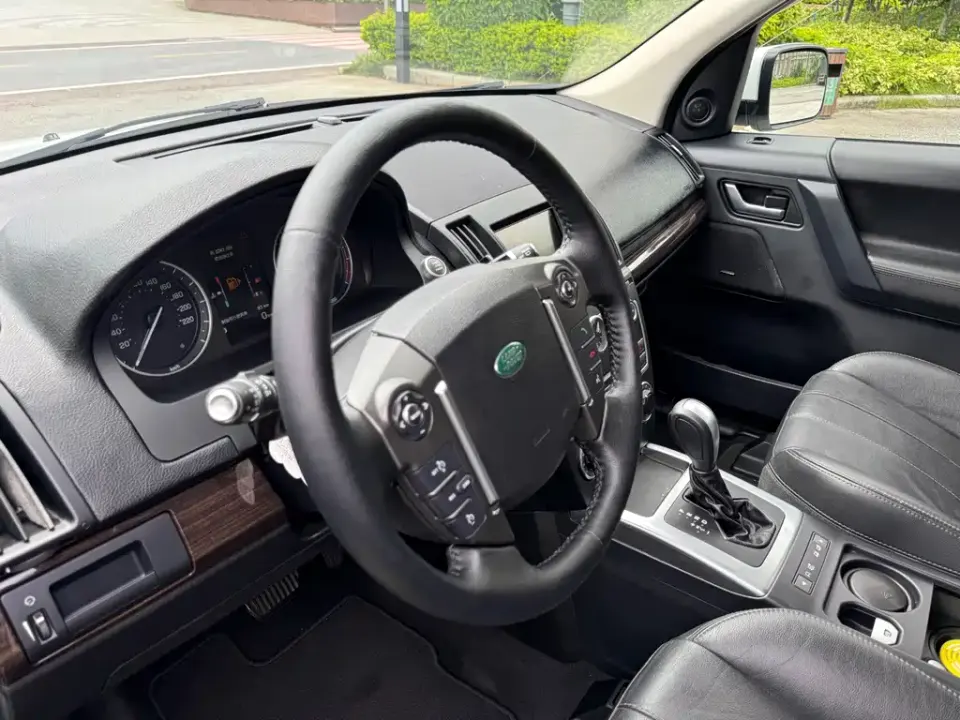 Land Rover Freelander 2