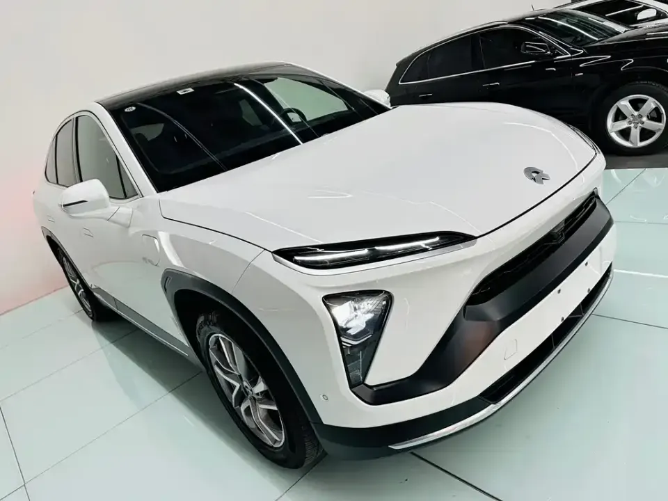 Nio EC6