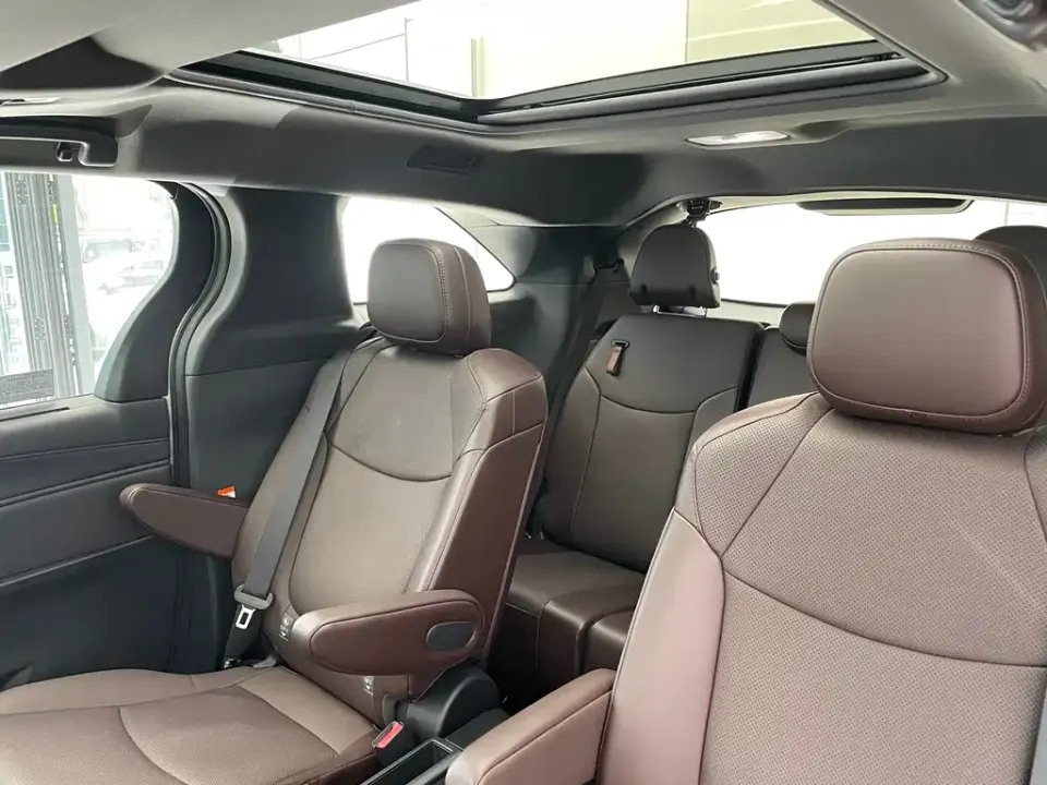 Toyota Granvia
