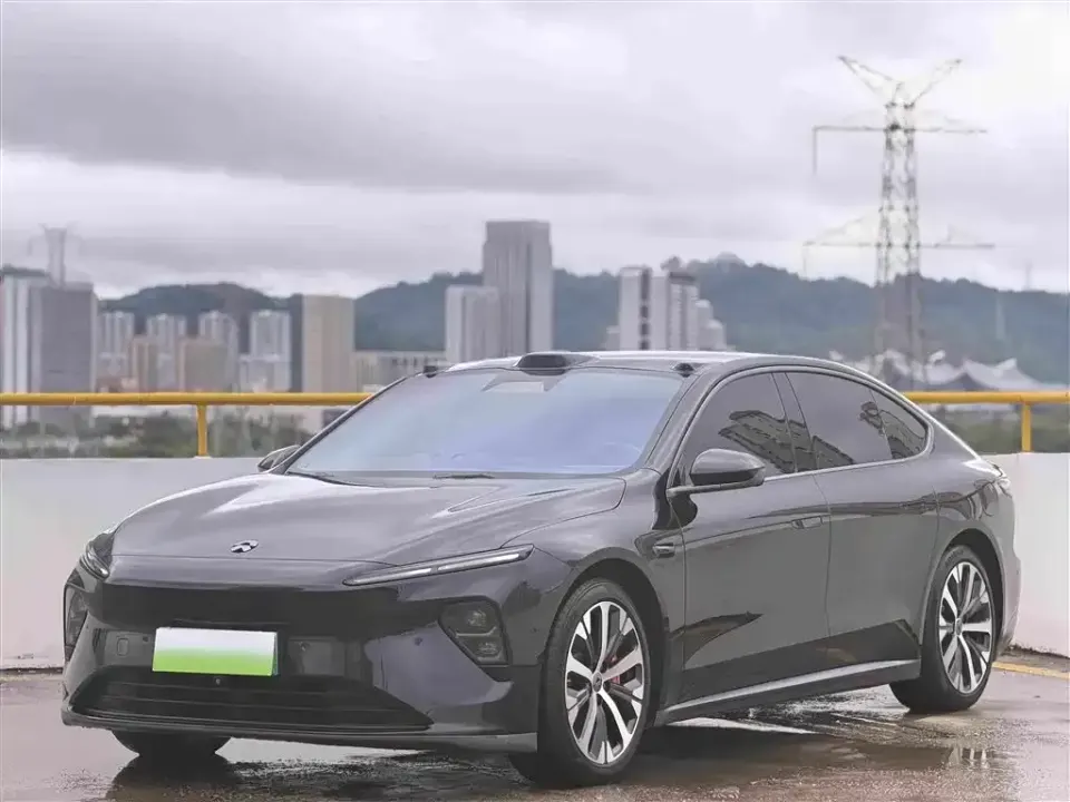 Nio ET7