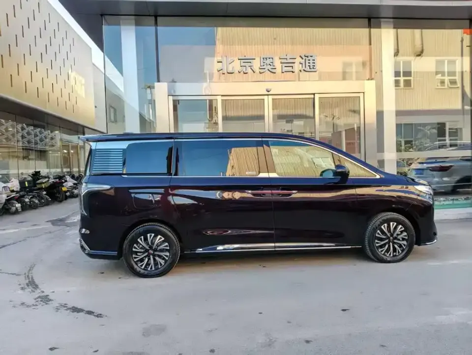 Hongqi Hongqi HQ9 PHEV
