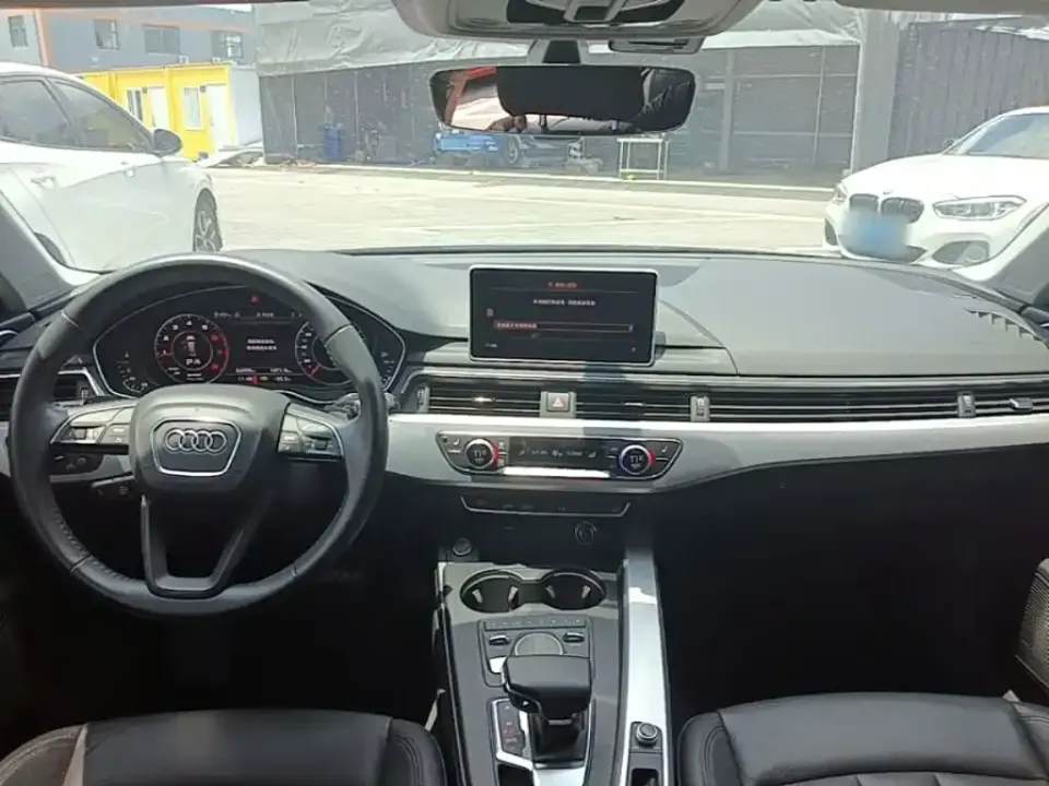 Audi A4 (Import)