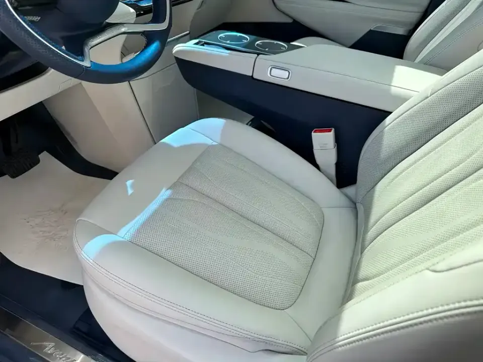 Buick GL8 Hybrid