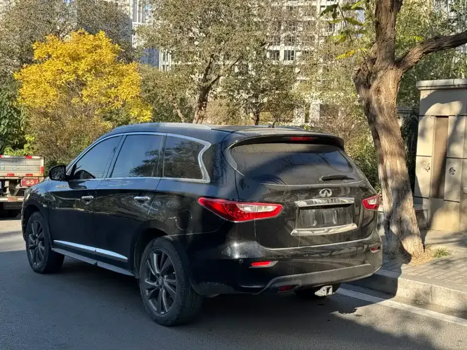 Infiniti JX