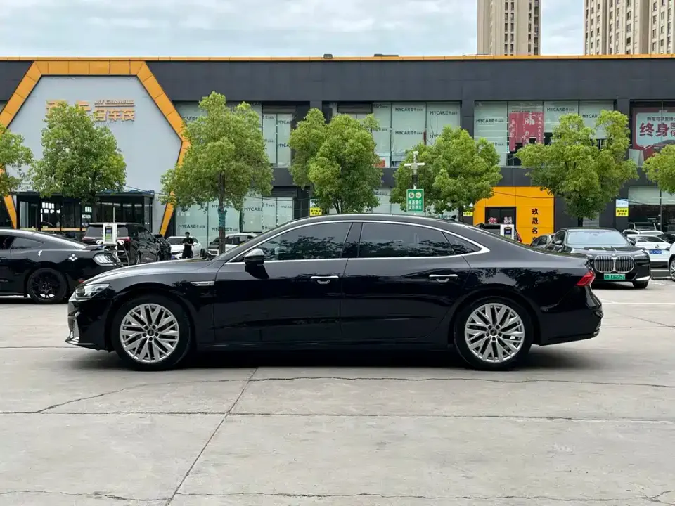 Audi A7L