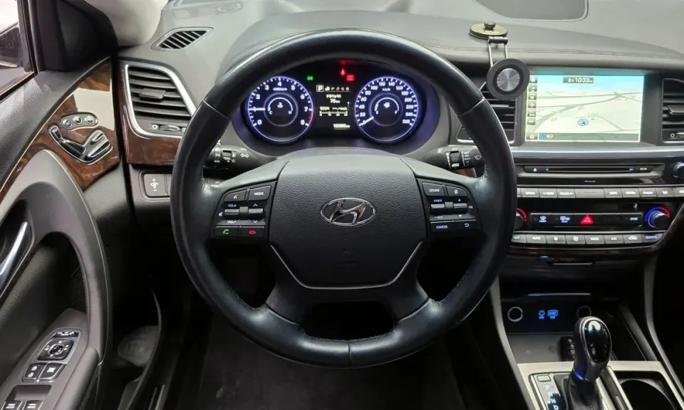 Hyundai Aslan