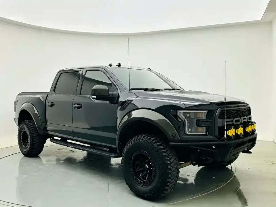 Ford F-150 Raptor