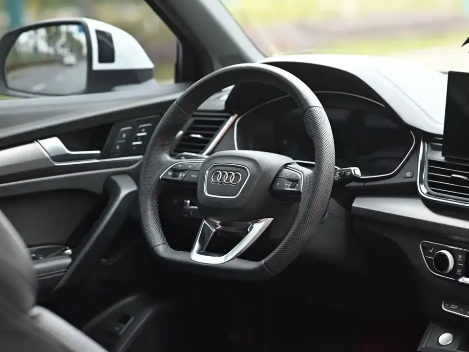 Audi Q5L Sportback
