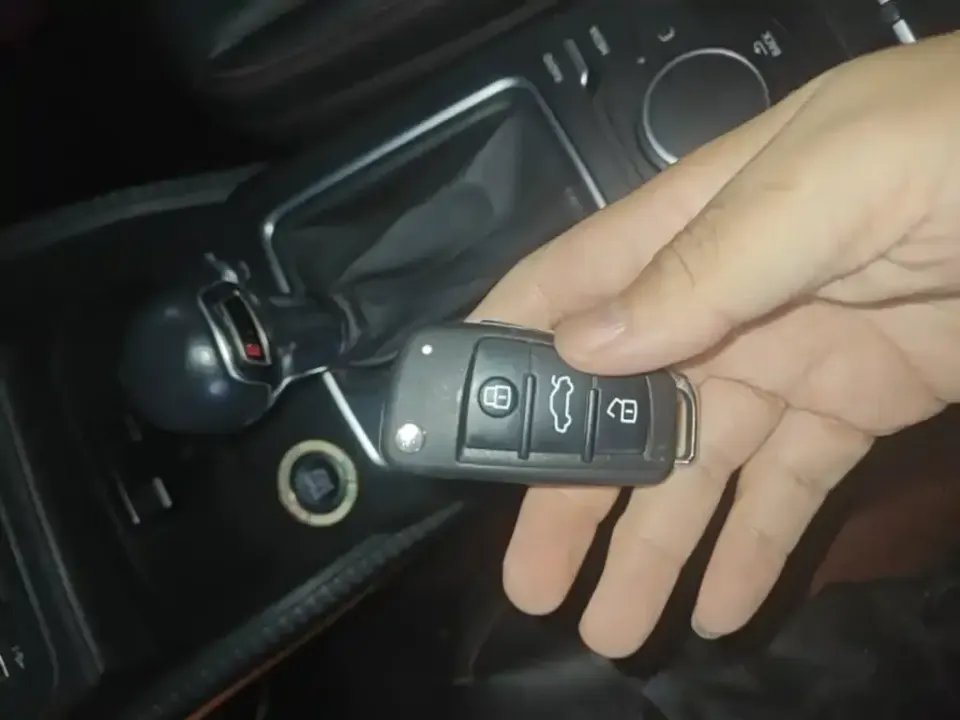 Audi Q2L