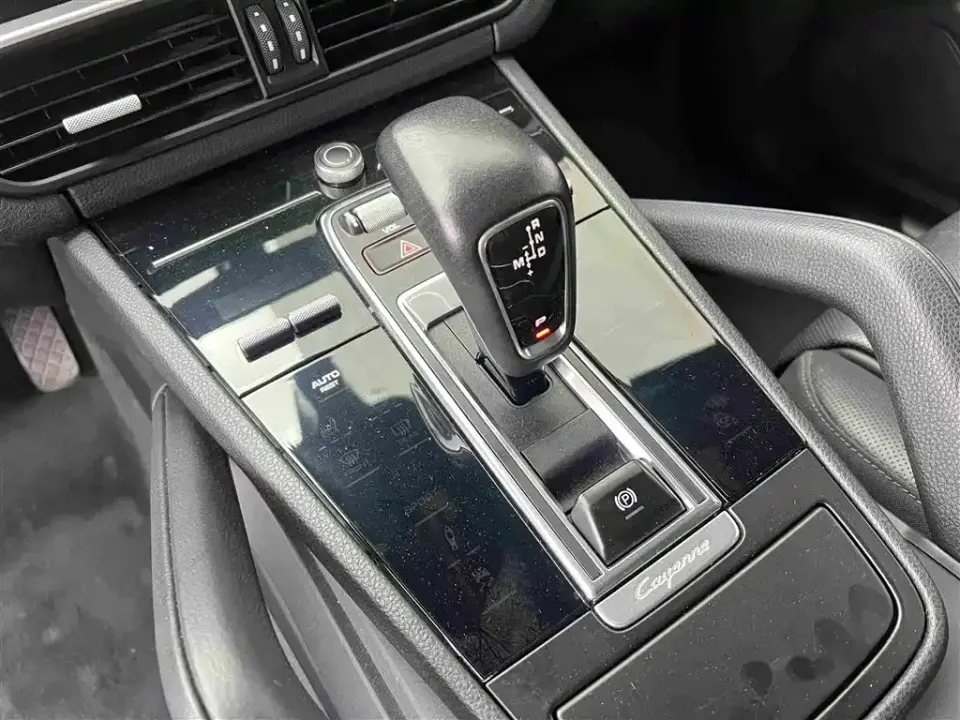 Porsche Cayenne Hybrid