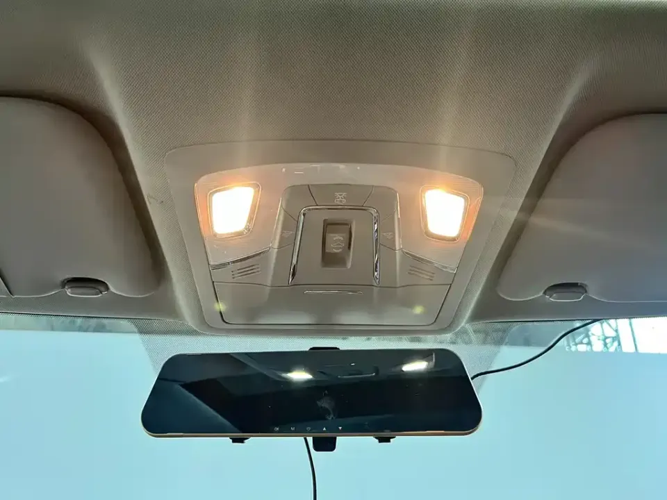 Venucia T60