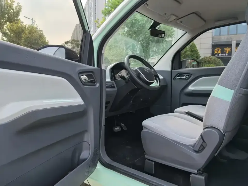 Wuling MINIEV