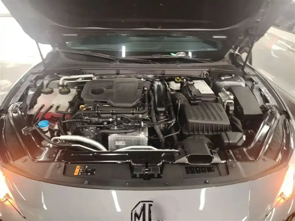 MG MG7