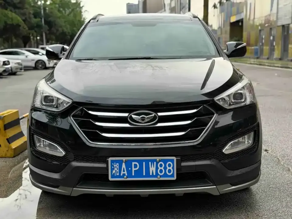 Hyundai Santa Fe (Import)
