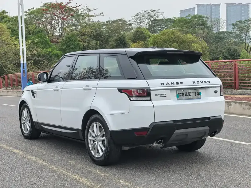 Land Rover Sport
