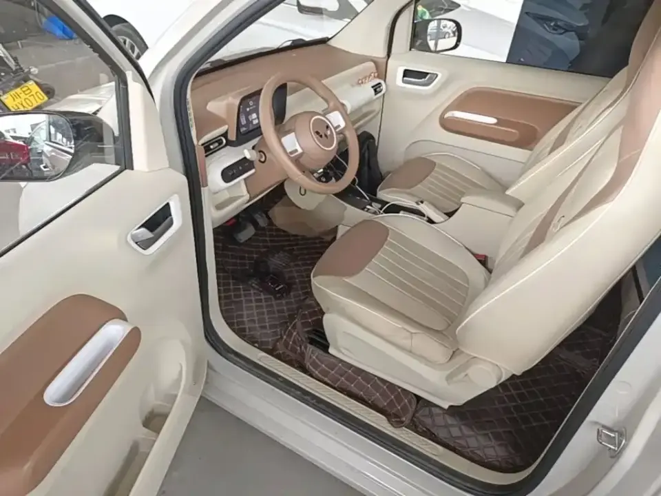 Wuling MINIEV