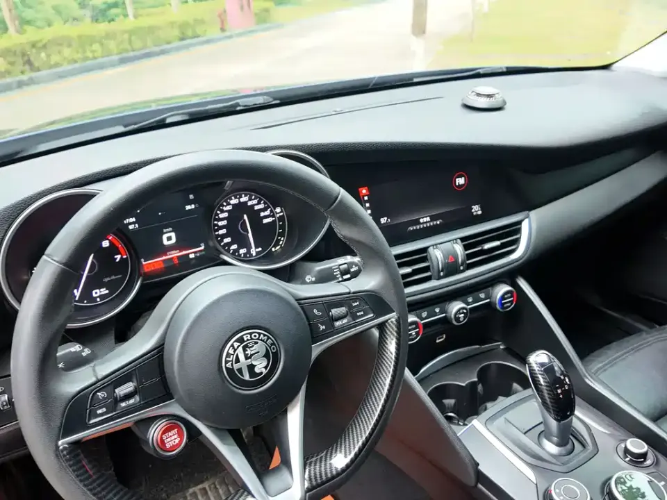 Alfa Romeo Giulia
