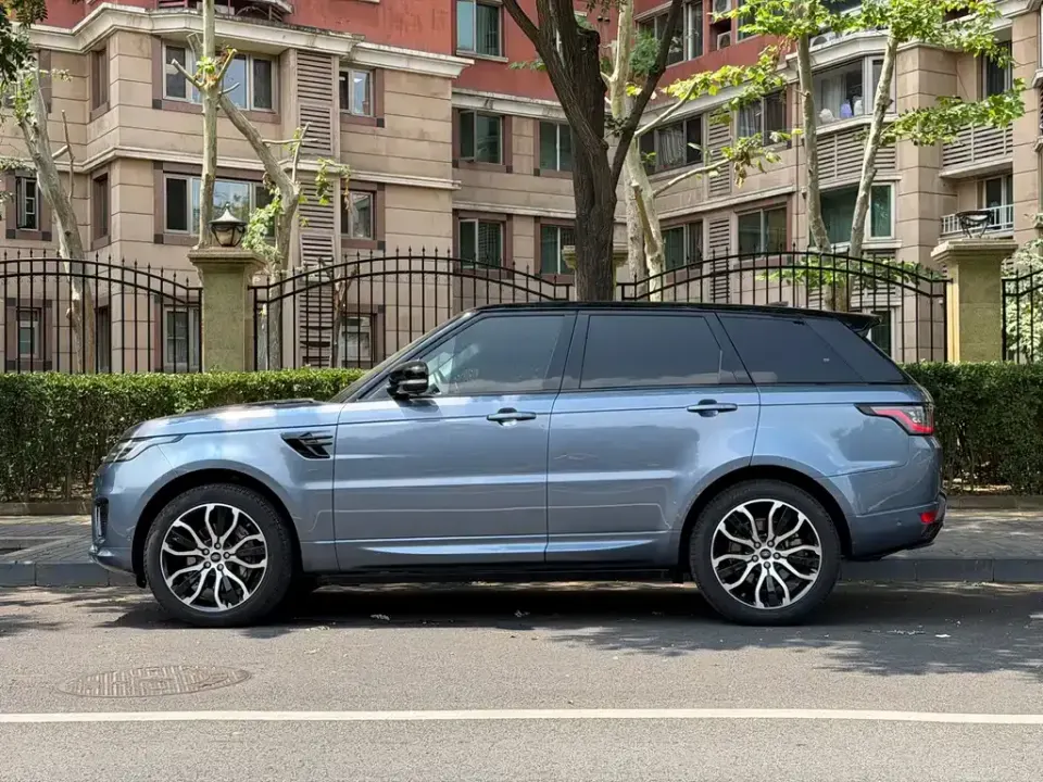 Land Rover Sport