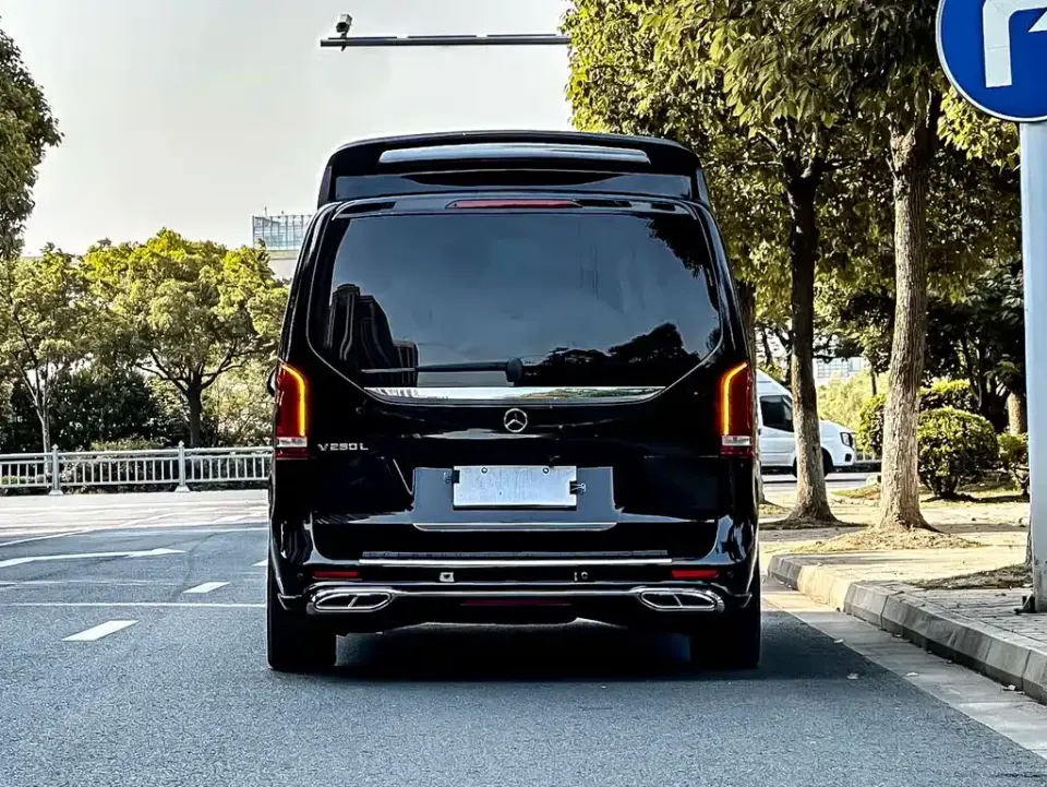 Mercedes-Benz V-Class