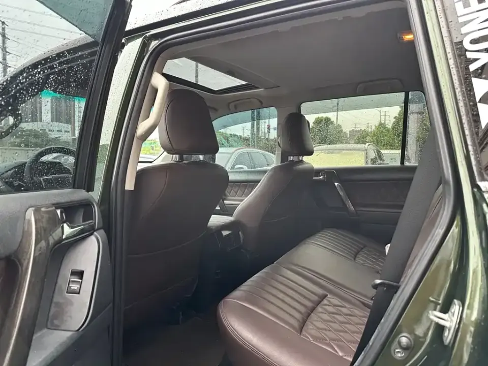 Toyota Prado