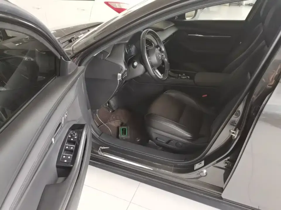 Mazda 3 Axela