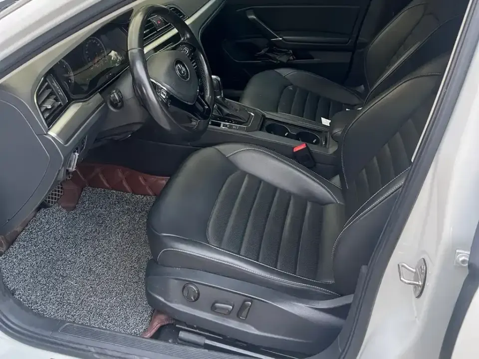 Volkswagen Lamando