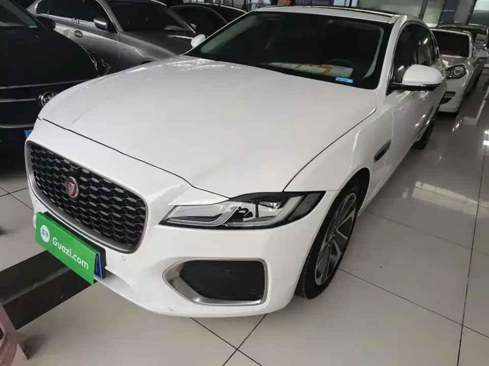 Jaguar XFL