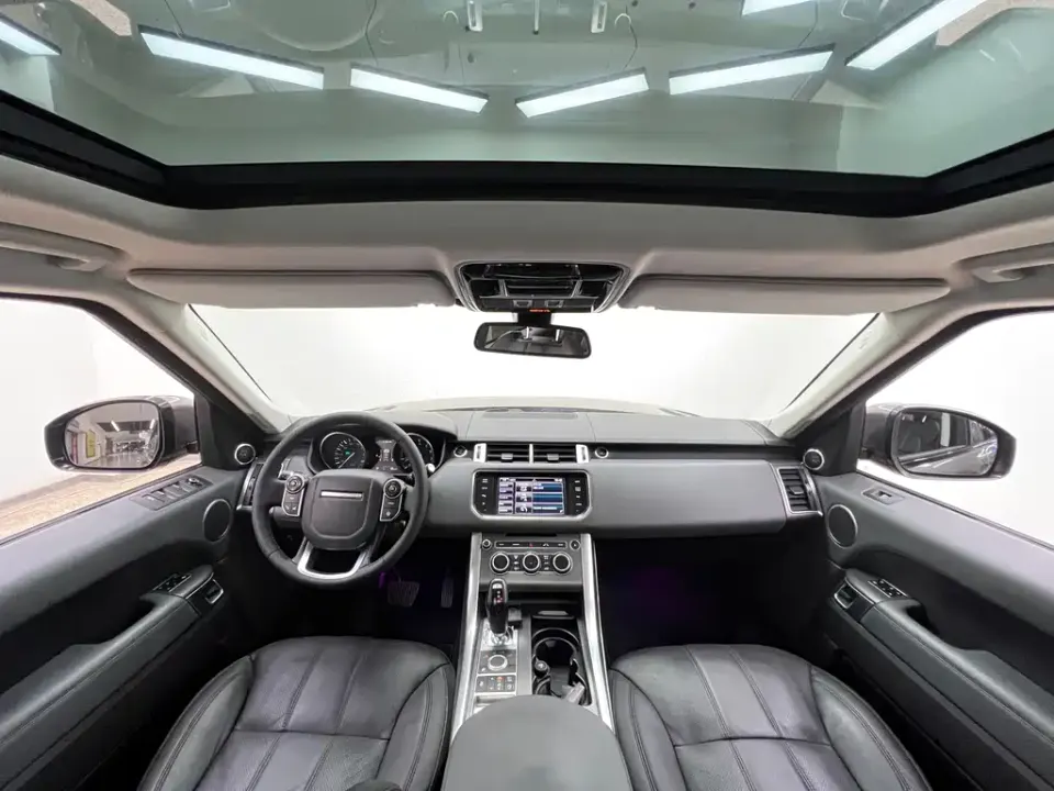 Land Rover Sport