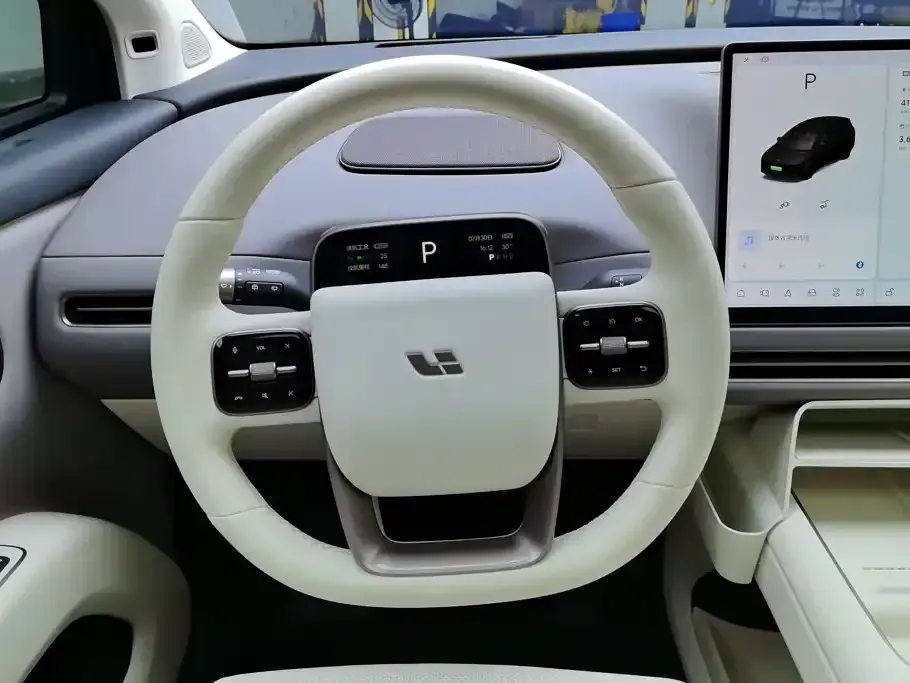 Li Li i8
