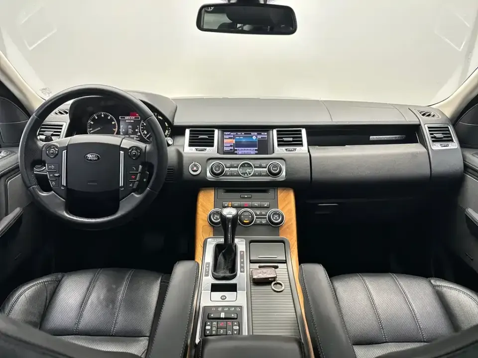 Land Rover Sport
