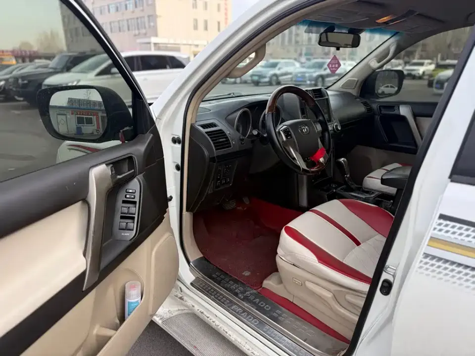 Toyota Prado (Import)