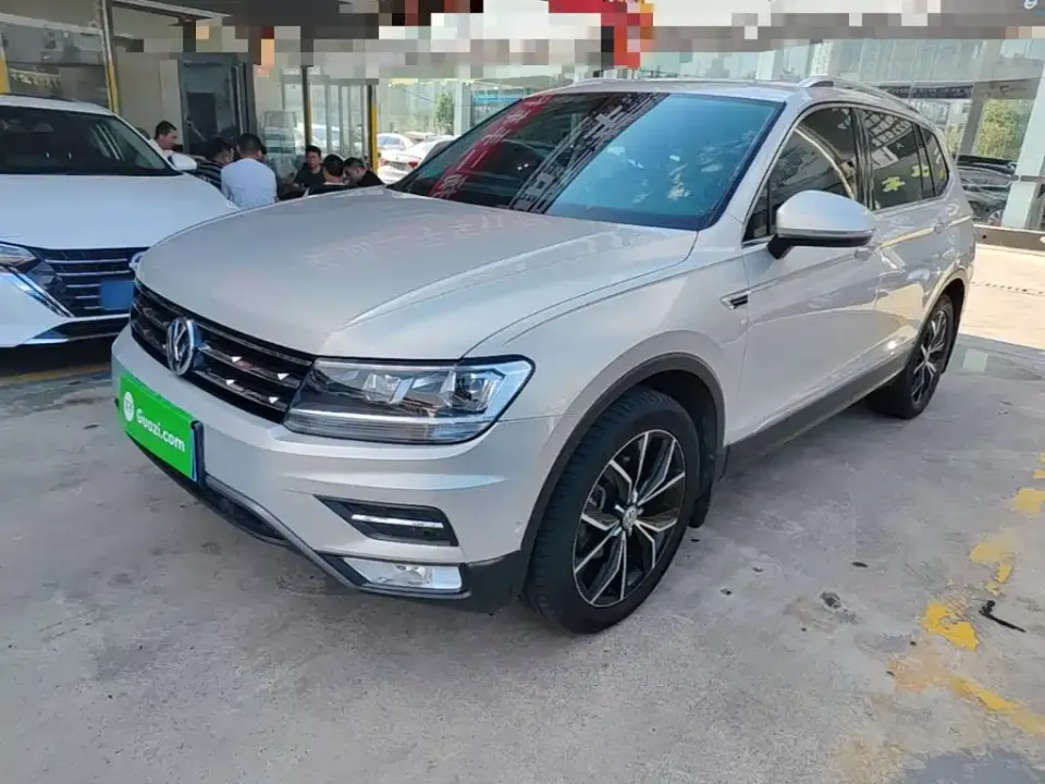 Volkswagen Tiguan L