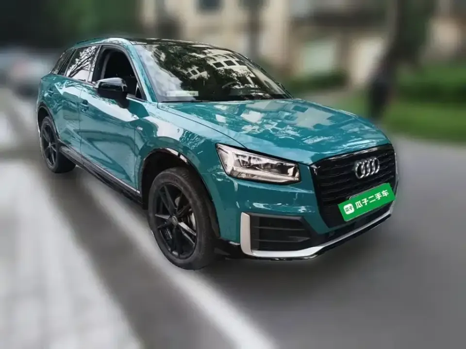 Audi Q2L