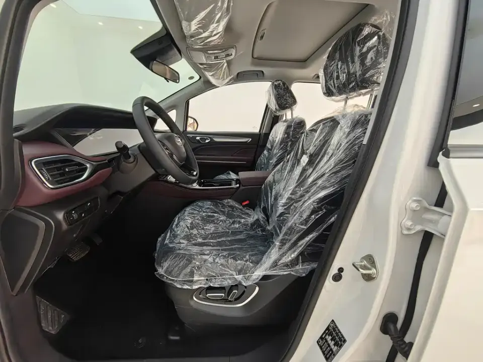GAC Trumpchi M6