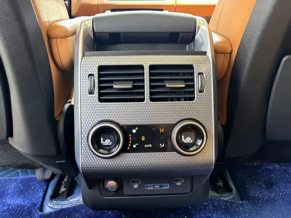 Land Rover Sport