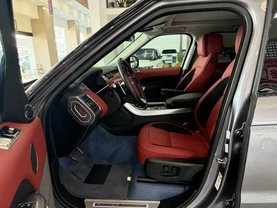 Land Rover Sport