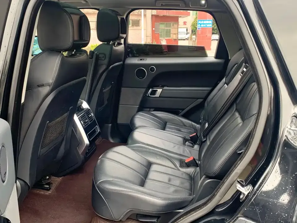 Land Rover Sport