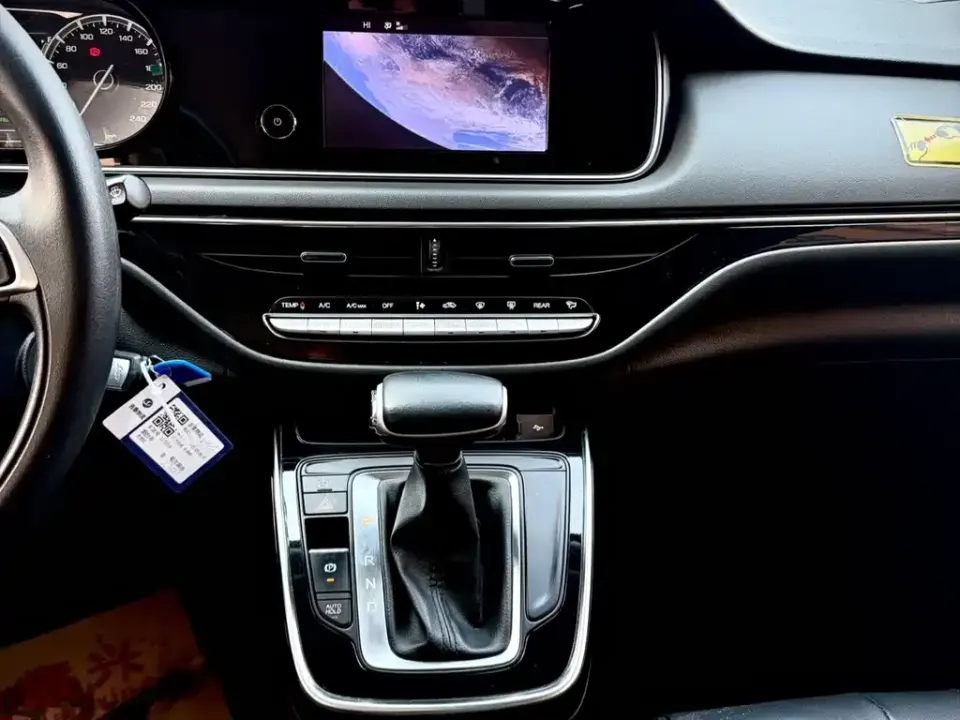 GAC Trumpchi M6