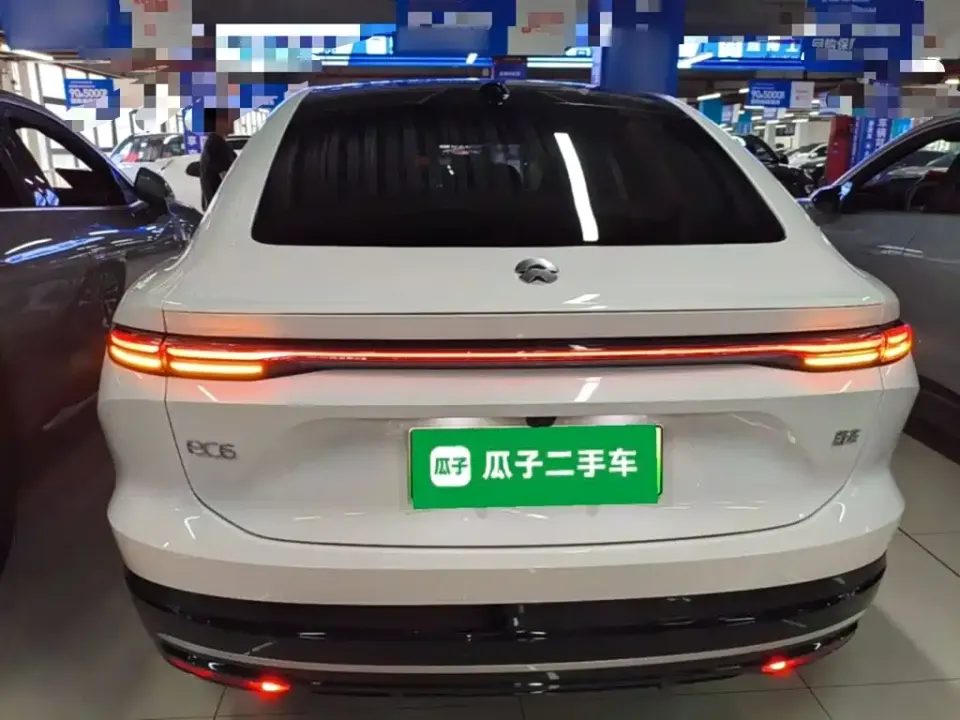 Nio EC6